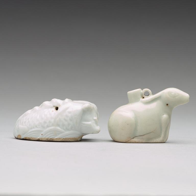 Two white glazed brush washers, Qing dynasty (1644-1912).