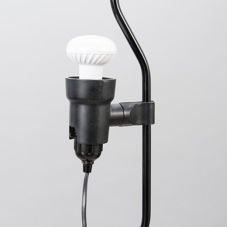 ACHILLE CASTIGLIONI & PIO MANZU, RIIPPUVALAISIN, "Parentesi", Flos Italia, suunnitteluvuosi 1971.