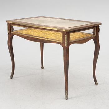 Display table, Louis XV style, from around the year 1900.