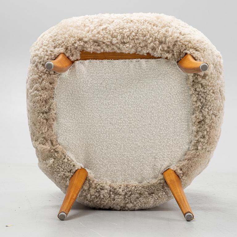 A Swedish Modern lounge chair, mid 20th century.