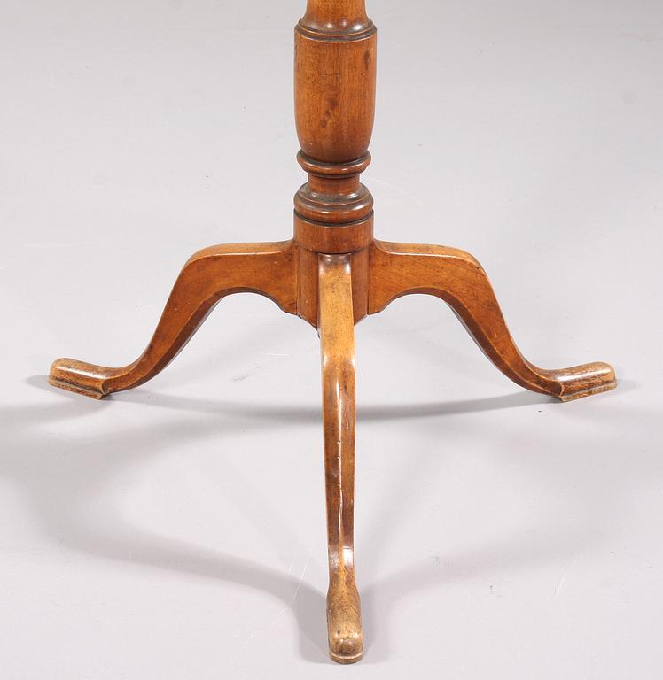 FÄLLBORD, av Carl Hollst (mästare i Eskilstuna 1787-1830).