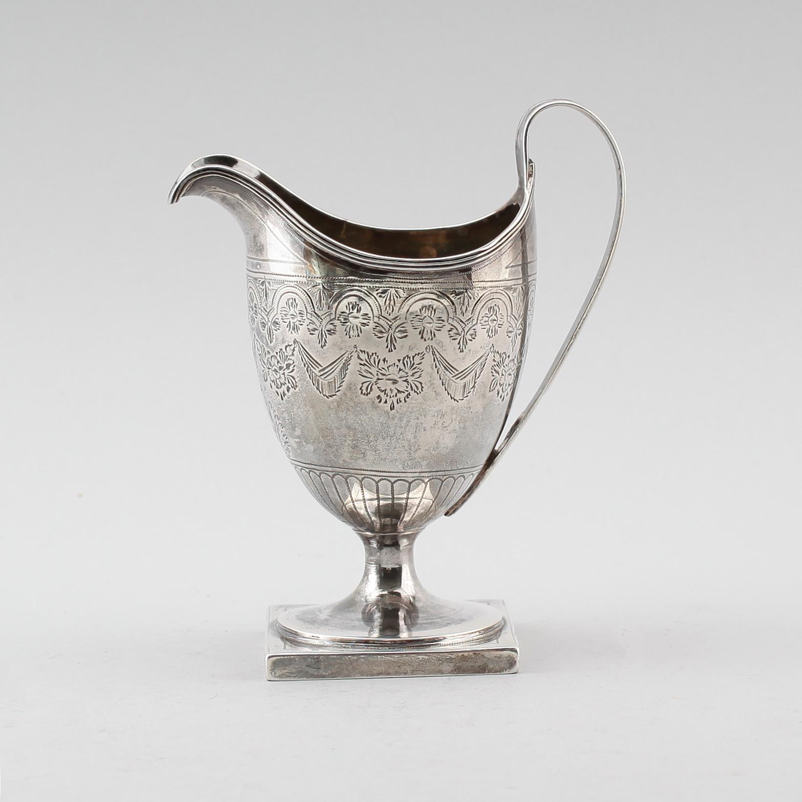 GRÄDDKANNA, silver, troligen Alexander Field, London 1796. Vikt ca 137 gram.