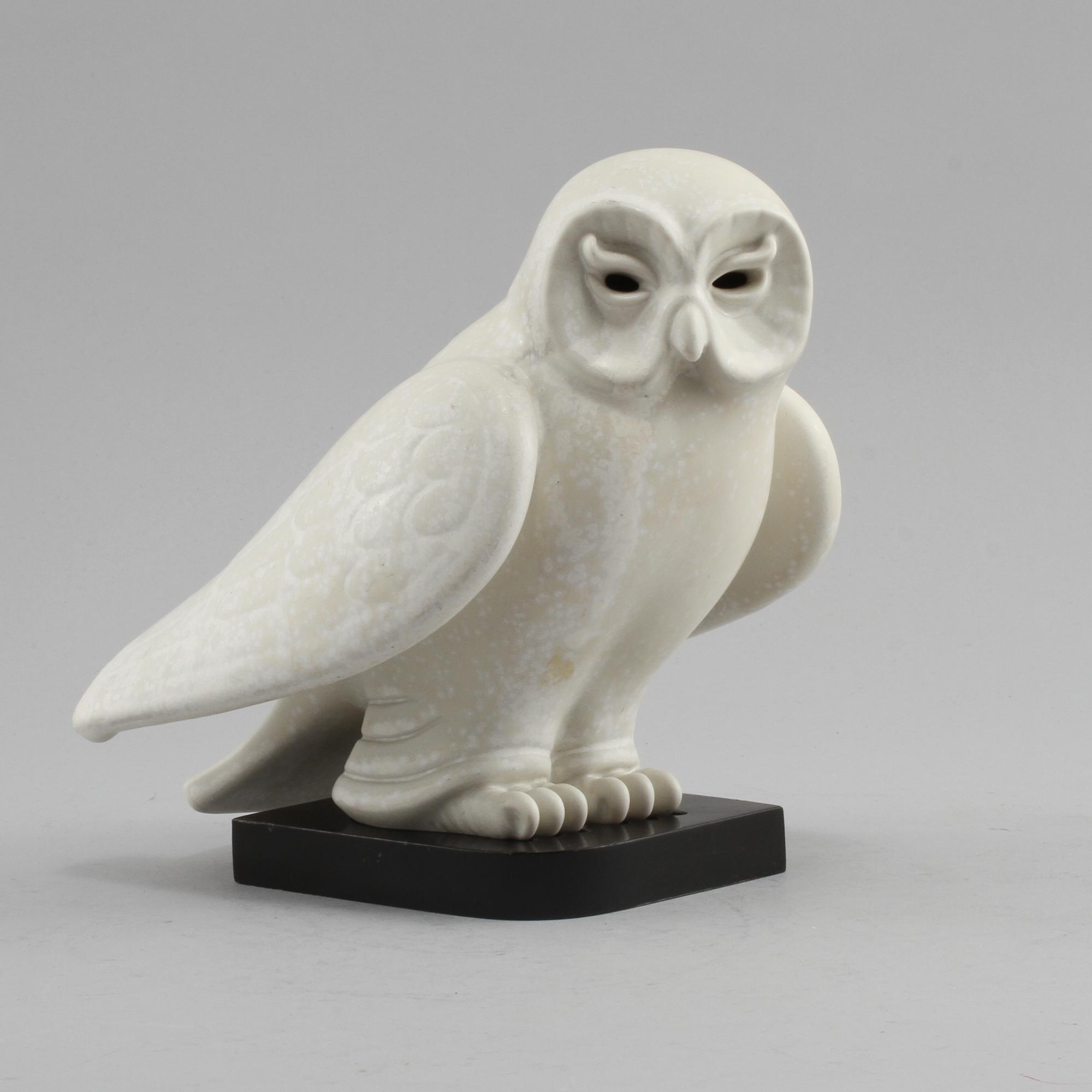 FIGURIN, stengods, Gunnar Nylund, Rörstrand, numrerad 79/250, 1900-talets andra hälft.