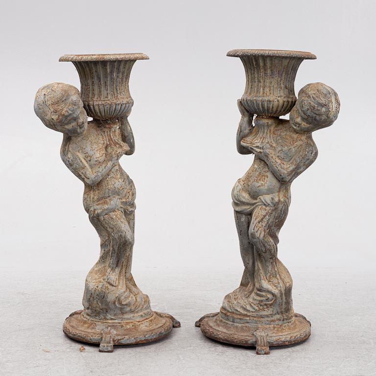 Skulpturer, ett par, omkring år 1900.