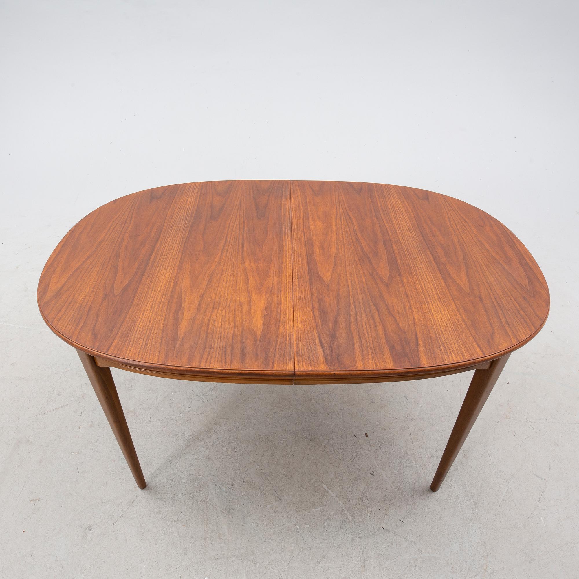 Svante Skogh, matbord "Vindö" Balders snickerier 1960/70-tal.