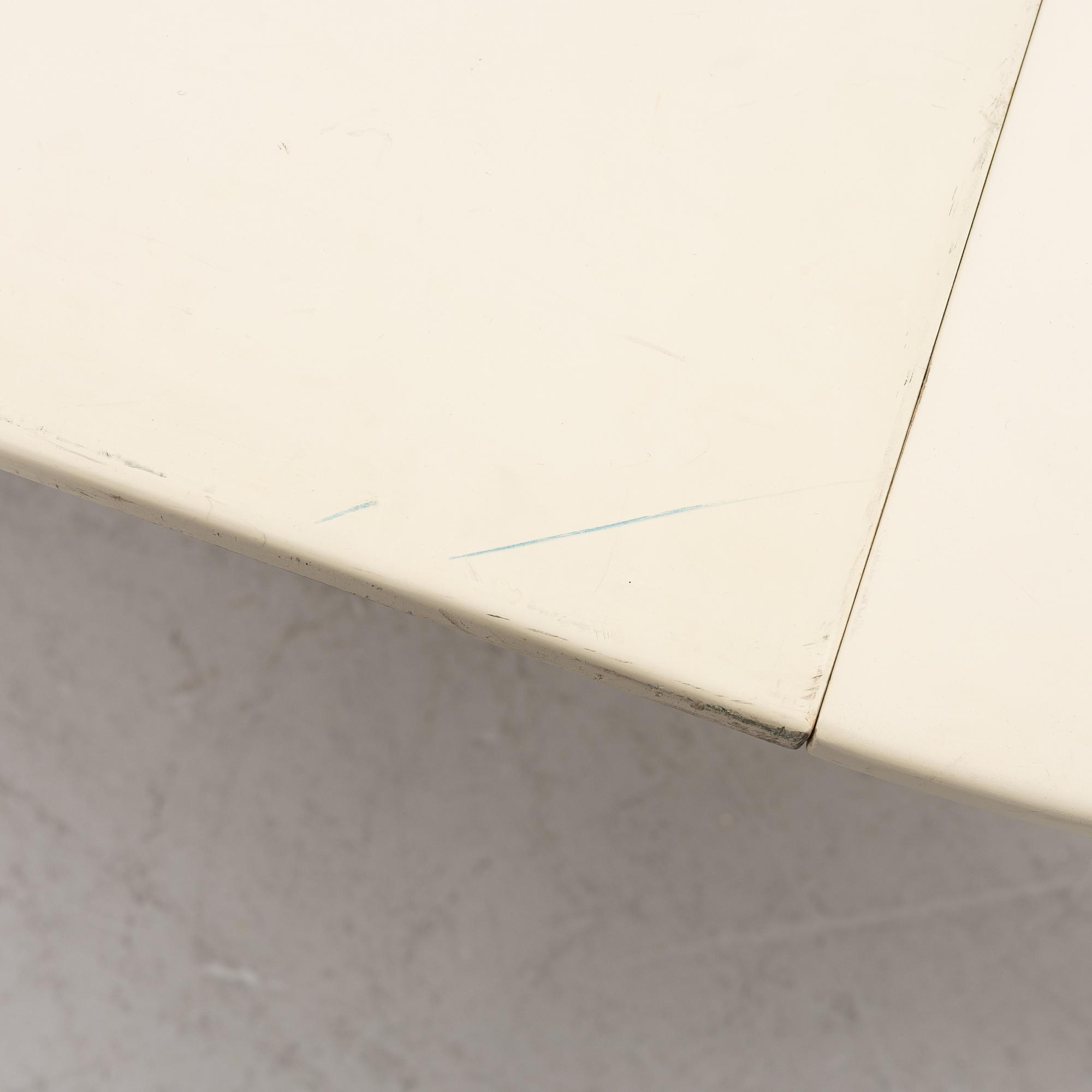 Carl Malmsten, a dining table with six chairs, end of the 20th century.