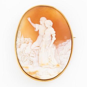 Brooch, 18K gold with shell cameo.