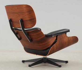 CHARLES & RAY EAMES, "Lounge Chair", enligt uppgift licenstillverkad för Nordiska Kompaniet, 1960-tal.