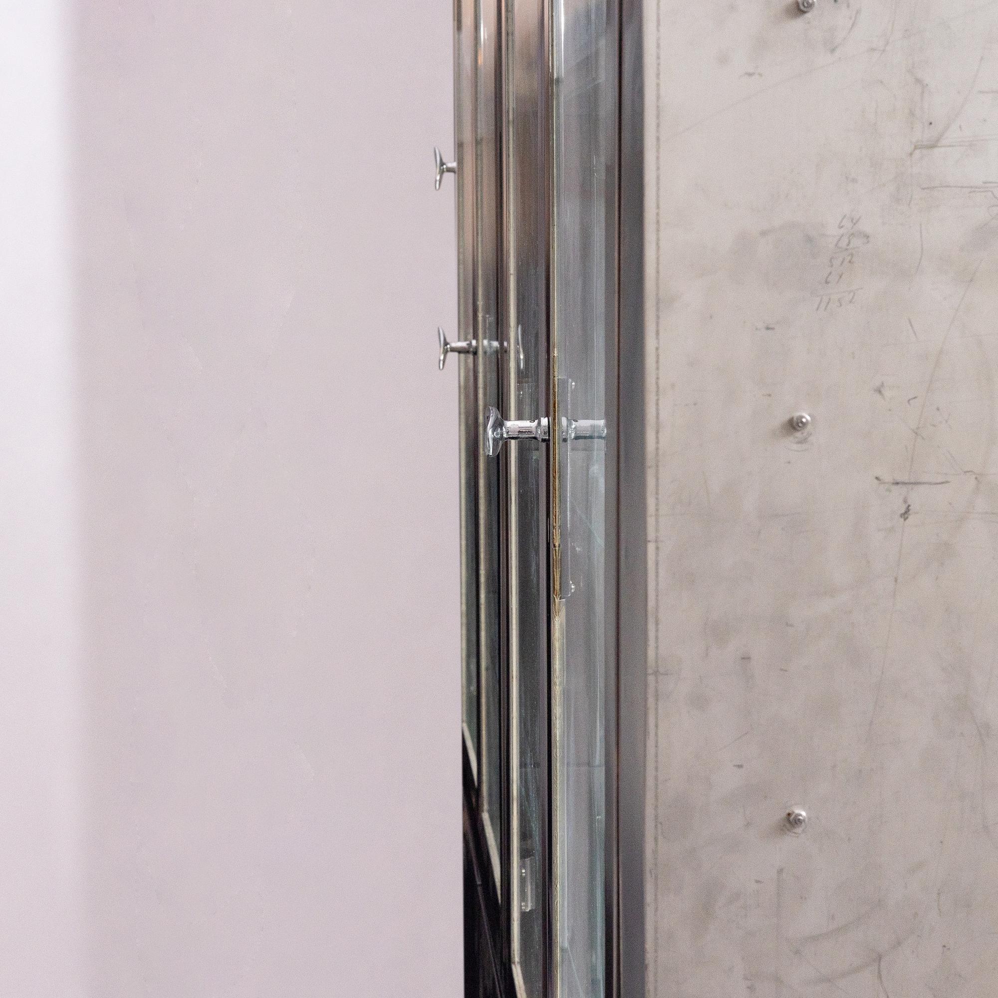 Läkarskåp, Kifa, 1900-talets andra hälft.