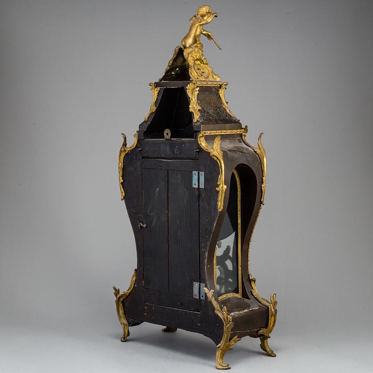 A French Louis XV pendulum clock, signed Lefaucheur fils a Paris.