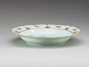A set of 12 famille rose soup dishes, Qing dynasty, Qianlong (1736-95).