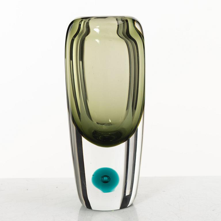 Saara Hopea, a 'Bubble' glass vase, Nuutajärvi Notsjö, Finland 1957.