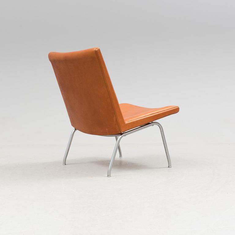 HANS J. WEGNER, "Lufthavnsstol model AP 40", AP-stolen.
