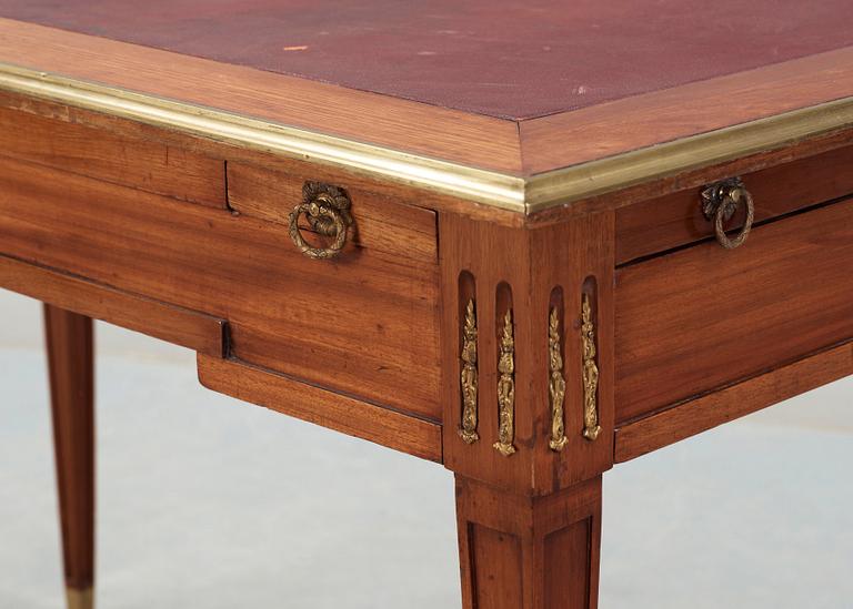 SPELBORD, av Jean Potarange (mästare i Paris 1767). Louis XVI.