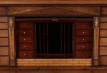 CHIFFONJE, Stockholmsarbete, sengustaviansk, omkring 1800.