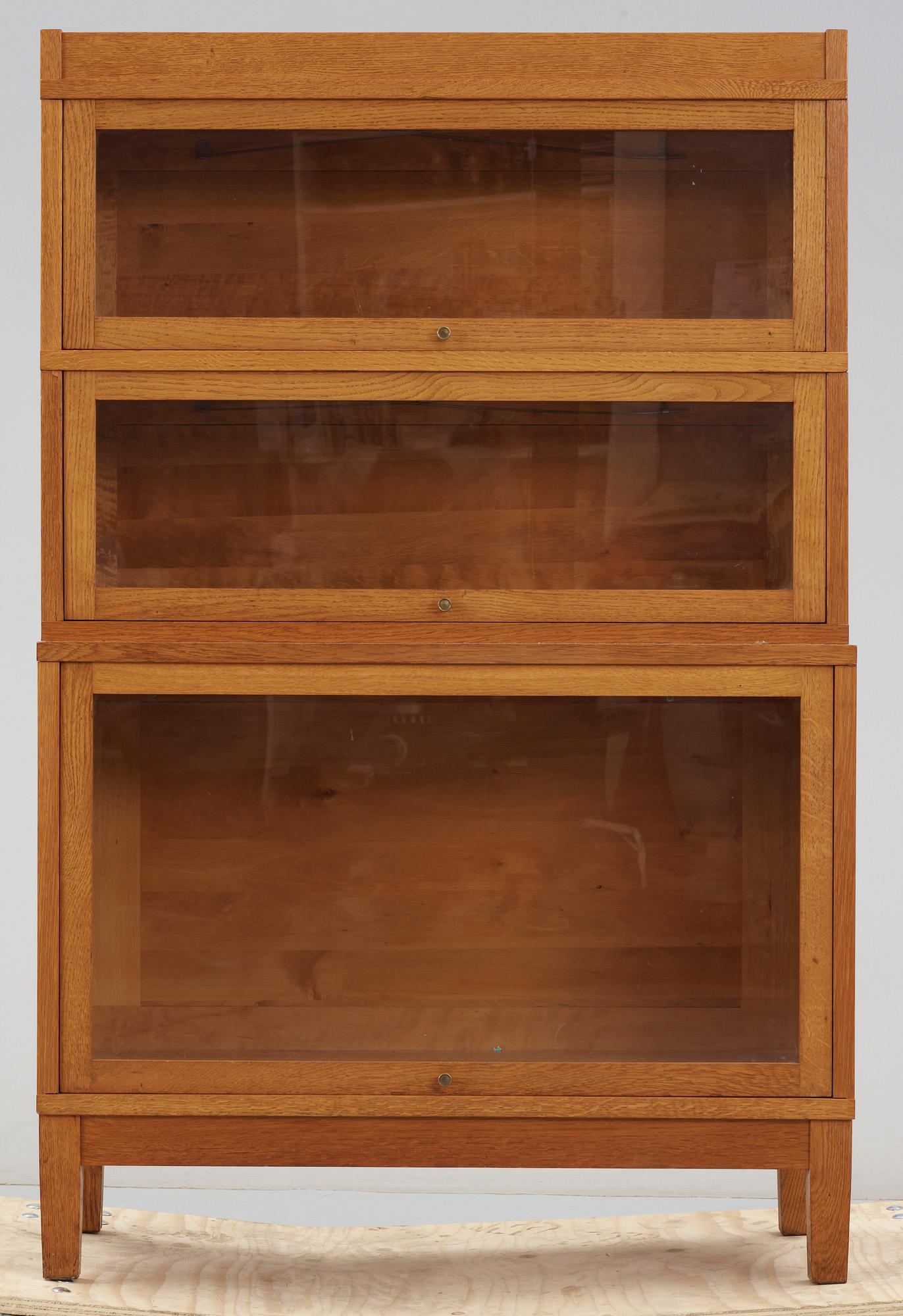 ARKVISKÅP, märkt Åtvidaberg, 1900-talets första hälft.