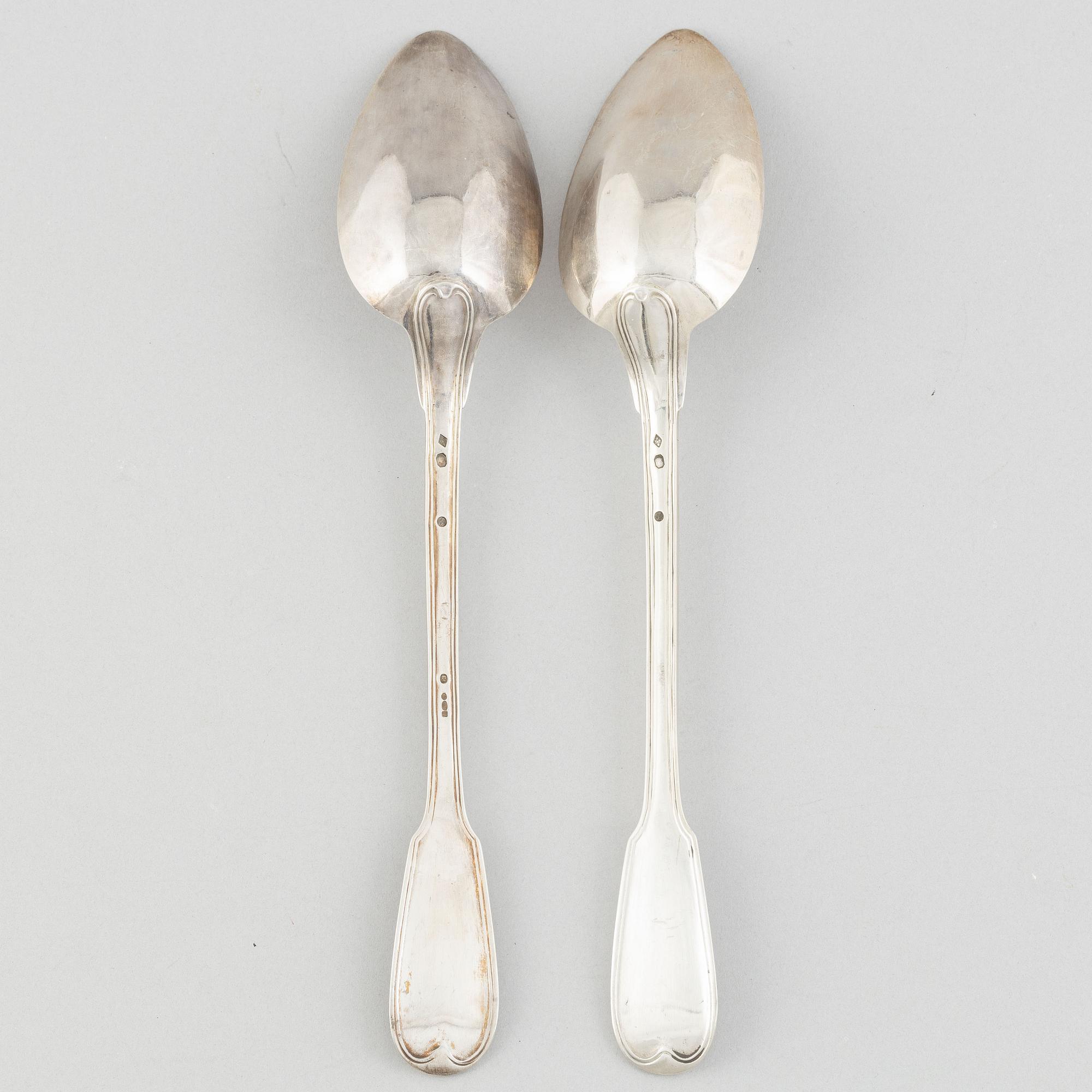 A pair of French silver serving spoons, Paris 1809-19.