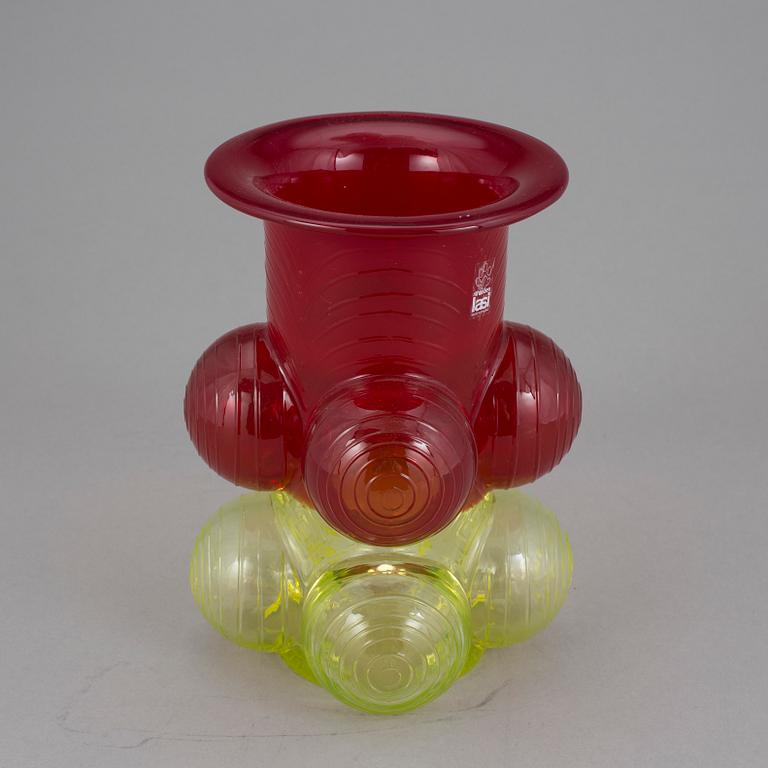 VAS, glas, "Pajazzo" signerad Nanny Still Riihimäen Lasi, 1970-tal.