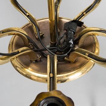 Paavo Tynell, a pair mid-20th century '1382' chandeliers for Idman.
