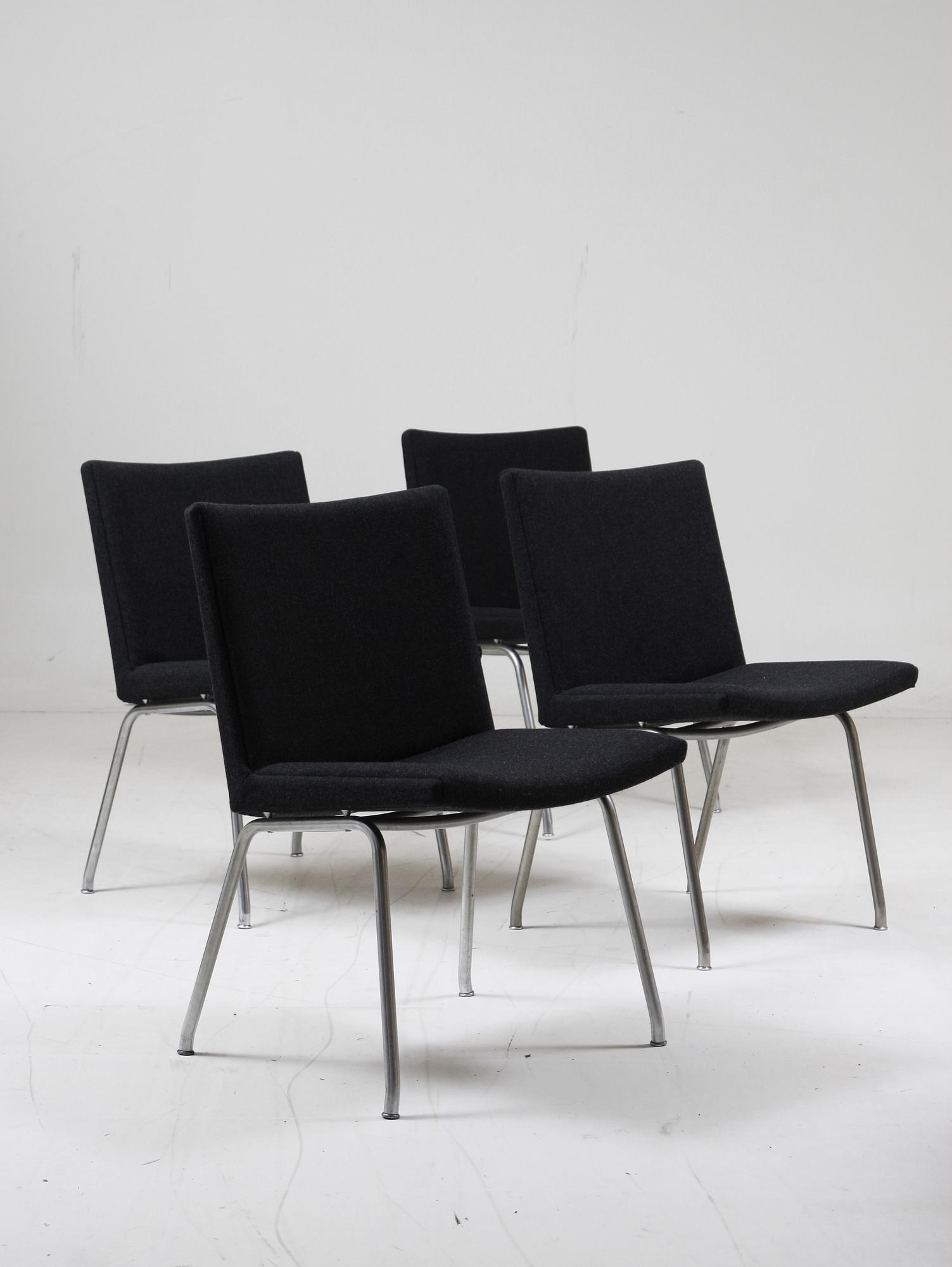 STOLAR, 4 st, "Lufthavnsstolen", modell AP 40, Hans J. Wegner, formgiven 1958.
