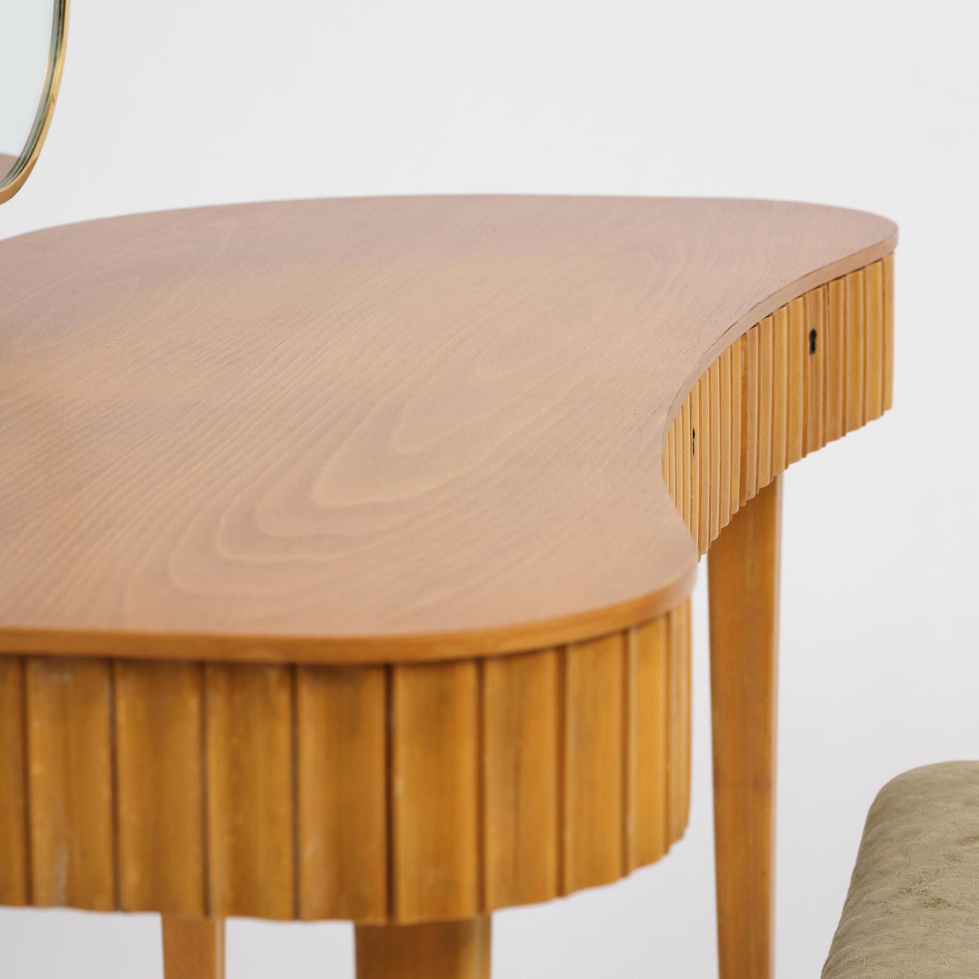 Einar Dahl, a vanity table with stool, cabinetmaker Hjalmar Wikström, for the Stockholm Crafts Association, ca 1939.