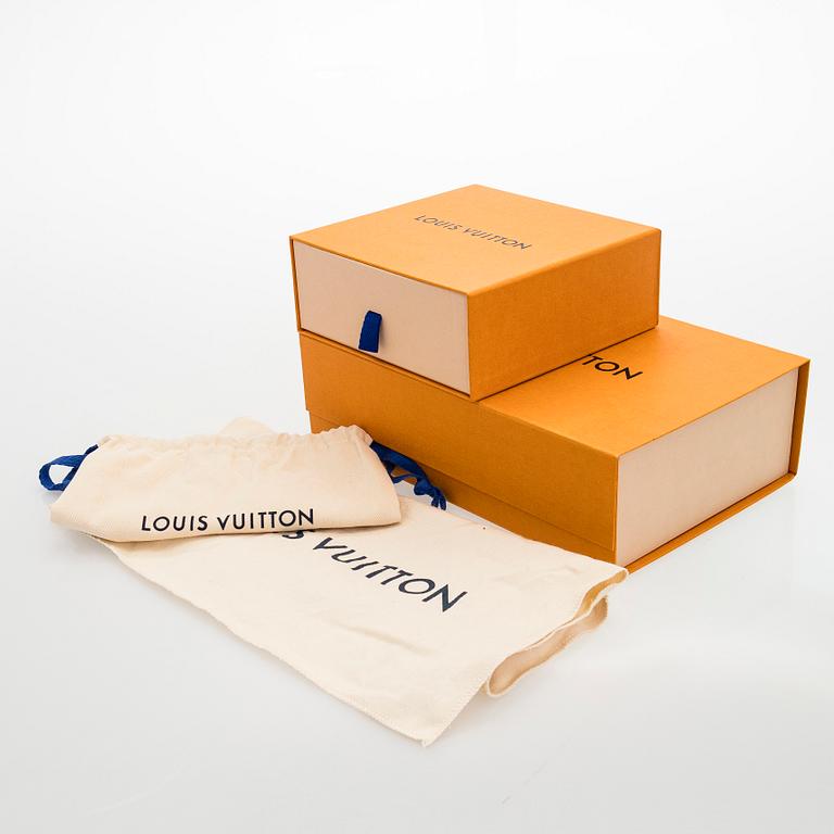 Louis Vuitton, laukku "Swing".