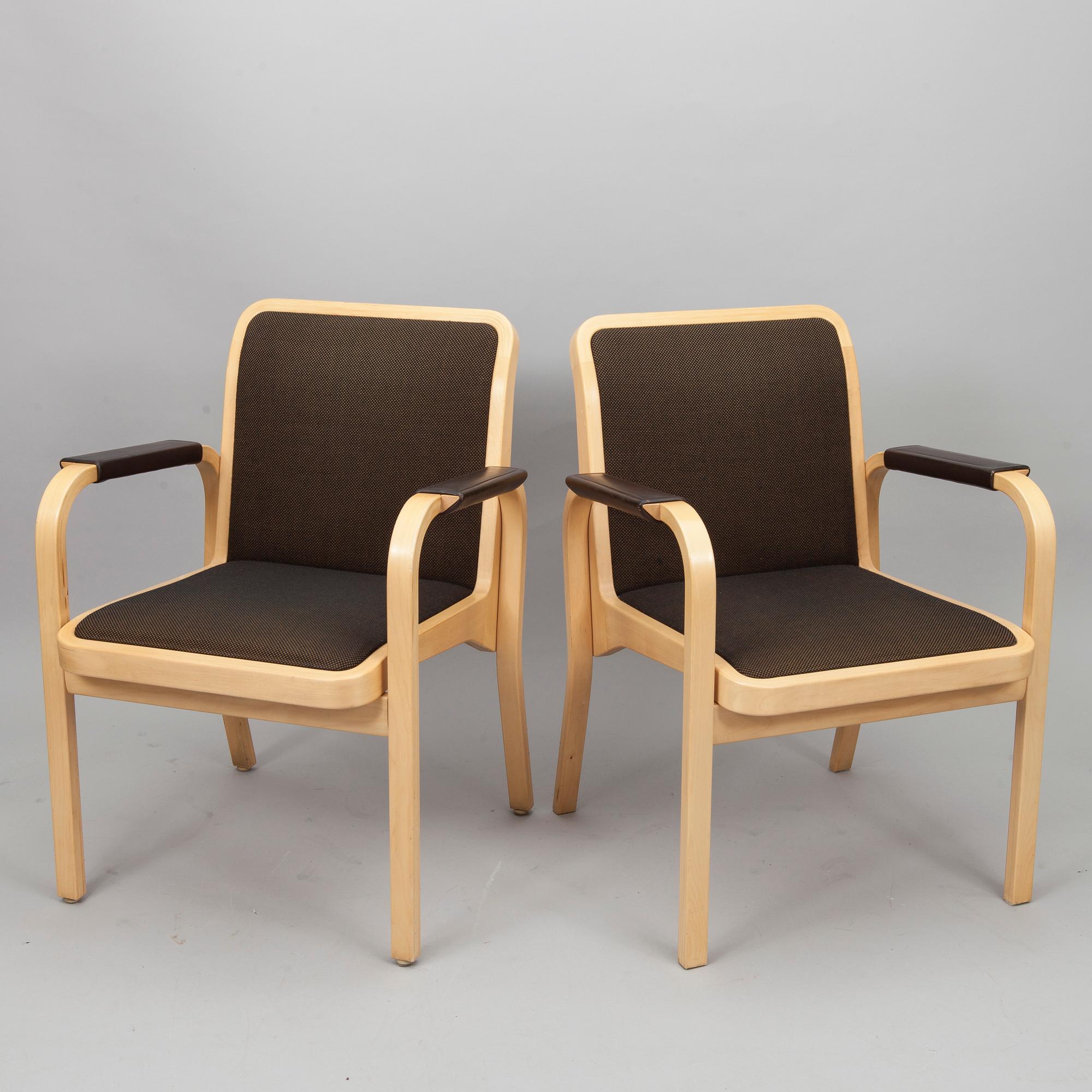 KARMSTOLAR, 4 st, E45, Alvar Aalto, Artek 1900-talets slut.