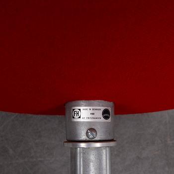 Arne Jacobsen, fåtölj, "Svanen", för Fritz Hansen Danmark, formgiven 1958.