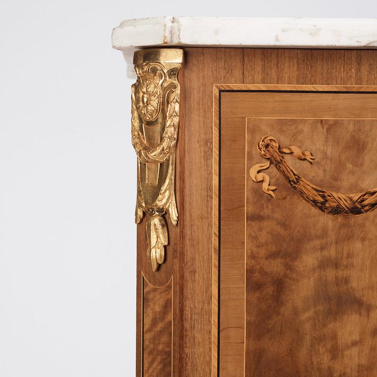 A Gustavian secretaire by George Haupt.