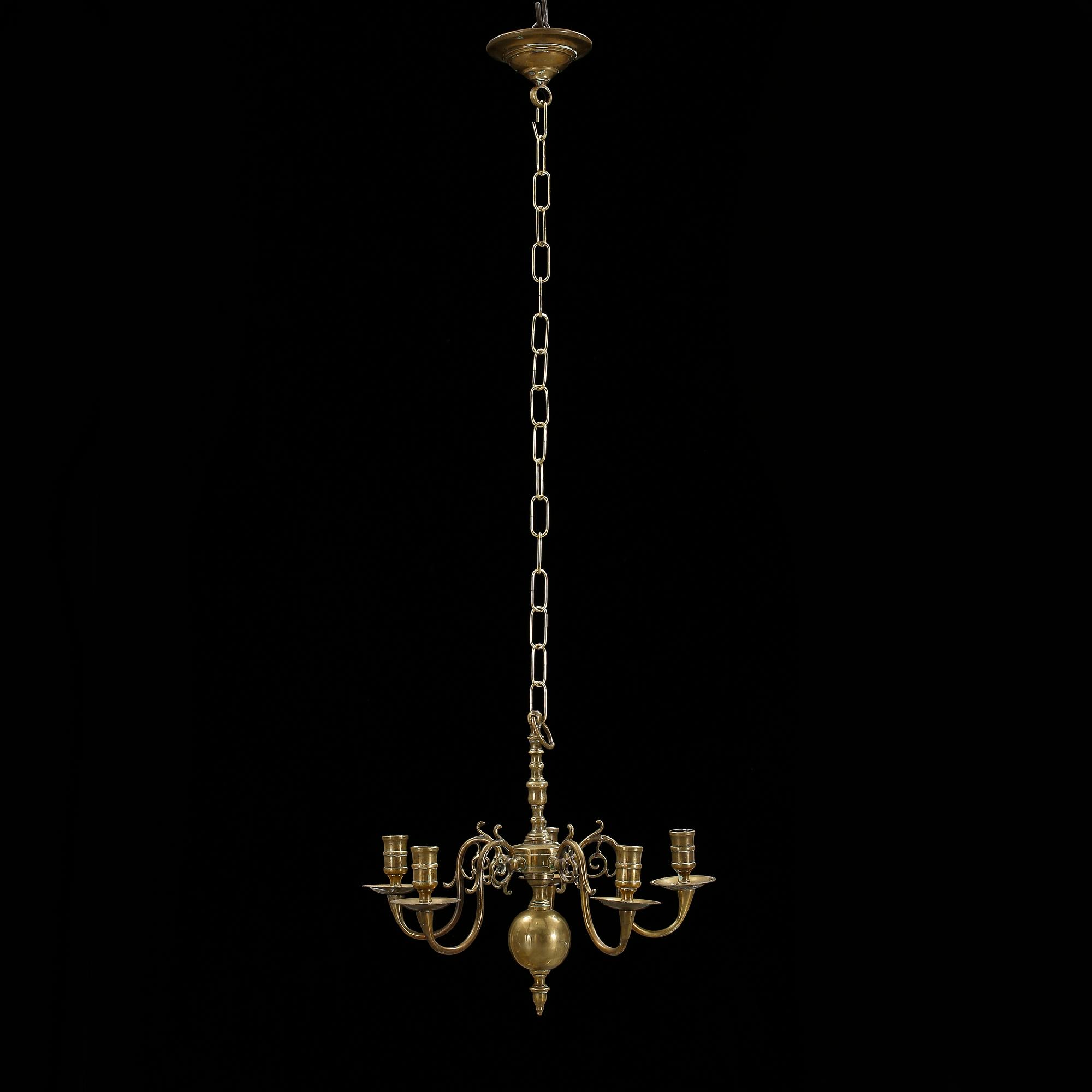 LJUSKRONA, mässing,  barockstil. Tidigt 1900-tal. Höjd ca 45 cm exklusive kedja.