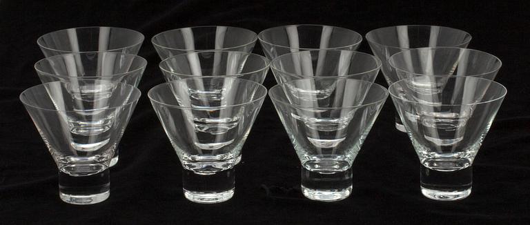 COCTAILGLAS, 12 st, "Aarne" formgiven av Göran Hongell  1948.