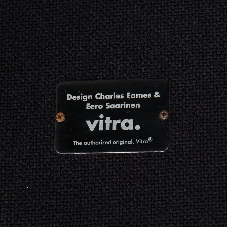 Charles Eames & Eero Saarinen, tuoleja 3 kpl "Organic Chair" Vitra.