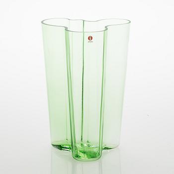 Alvar Aalto, vas, modell 251, signerad Iittala.