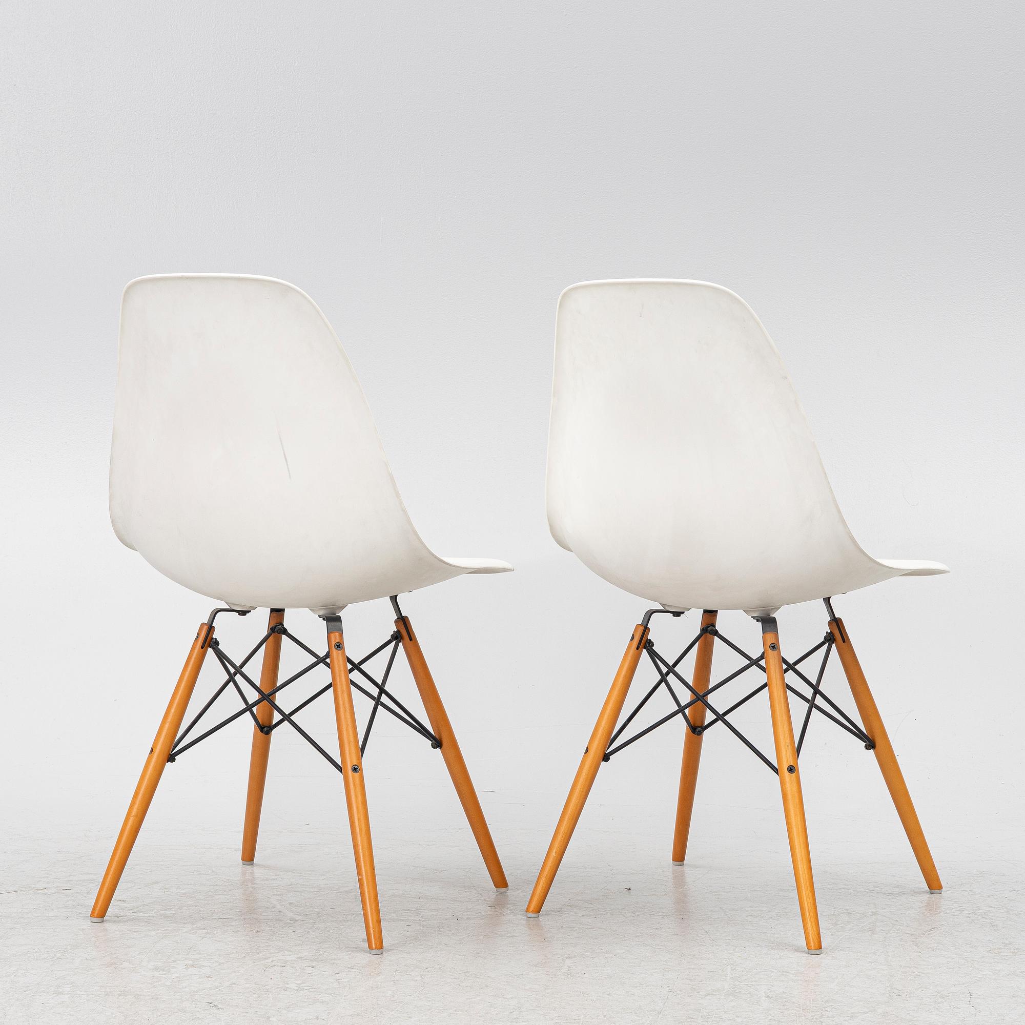 Charles & Ray Eames, stolar, ett par, "Plastic chair DSR", Vitra,