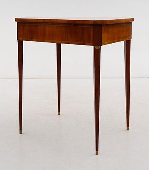 BORD, gustaviansk stil, 1900-talets mitt.