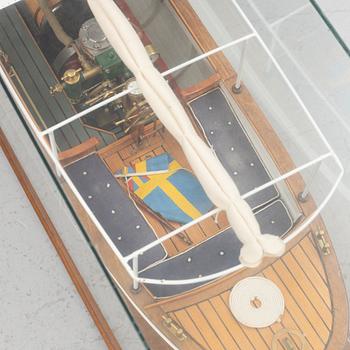 Ingvar Lyckhammar, boat model, 1985.