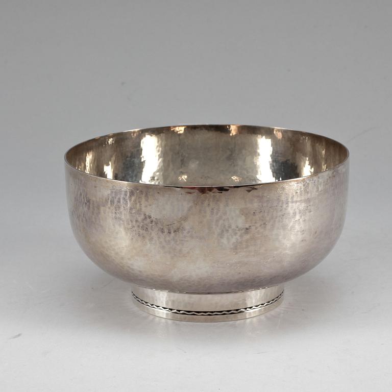 SKÅL, "Sofiero", silver, CG Råström, Stockholm 1976. Vikt ca 356 g.