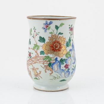 A Famille rose porcelain mug, China, Qianlong (1736-95).