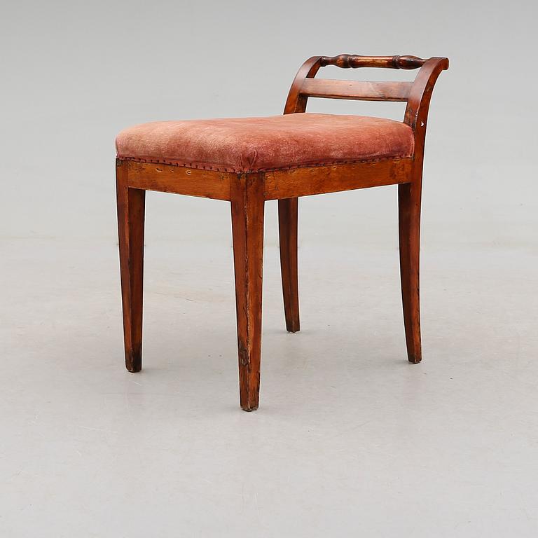 TABURETT, 1800-talets mitt.