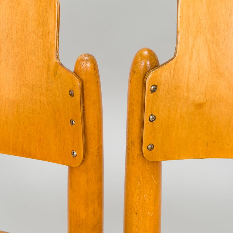 Ilmari Tapiovaara, eight 1940s "Wilman" chairs for Wilh. Schauman Fanerfabrik, Jyväskylä, Finland.