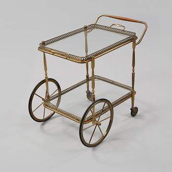 SERVERINGSVAGN, 1900-talets andra hälft.