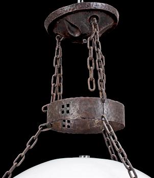 FOTOGENLAMPA, smidesjärn, nationalromantisk stil, omkring sekelskiftet år 1900.