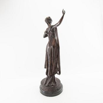 Okänd konstnär 1900-tal, Skulptur Kvinnofigur.