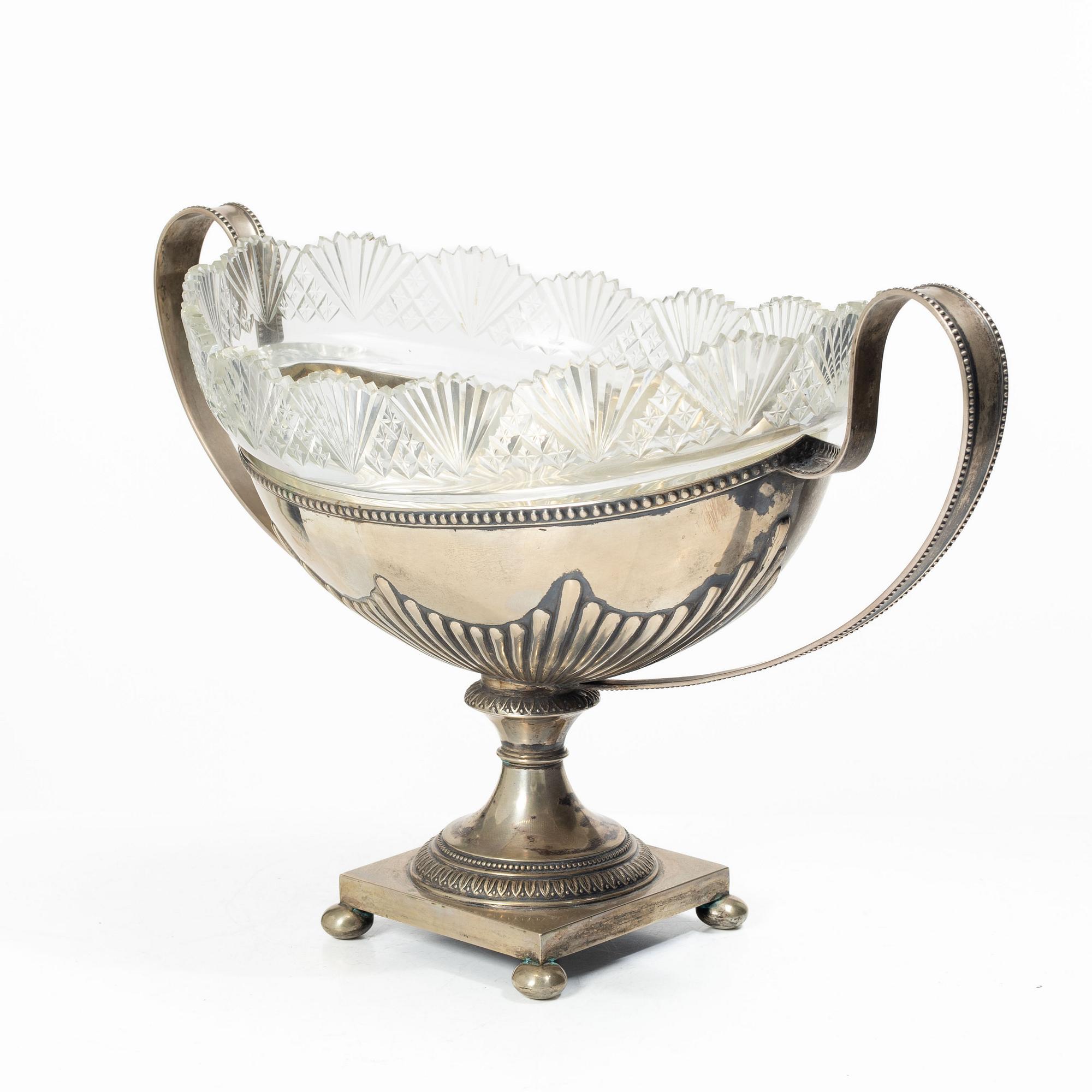 Presentation bowl, silver, Gustavian style, Nils Leonard Dahlström & Co, Örebro, 1910.