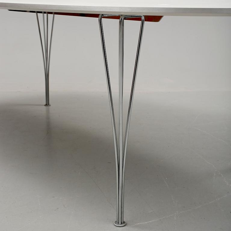 MATBORD, "Superellips", Bruno Mathsson och Piet Hein, Fritz Hansen, Danmark 2006.