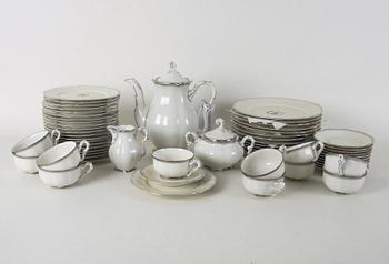 MATSERVIS, 56 delar samt KAFFESERVIS, 23 delar, porslin, "Avignon", Pirkenhammer.