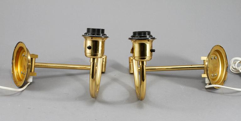 VÄGGLAMPOR, ett par, Ewå, Värnamo, 1900-talets fjärde kvartal.