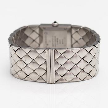 CHANEL, Matelasse Quilt Acier , wristwatch, 19 mm.