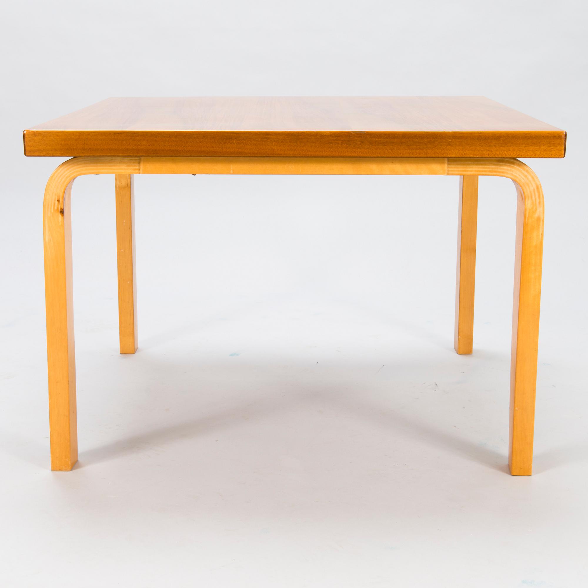 ALVAR AALTO, A Mid-20th Century coffee table.