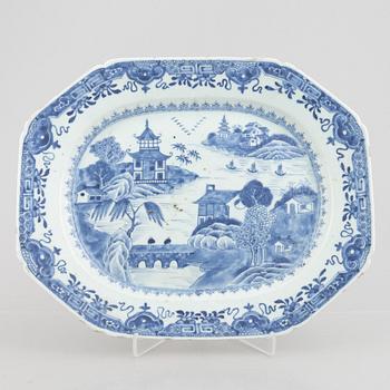 Stekfat, kompaniporslin, Kina, Qianlong (1736-95).